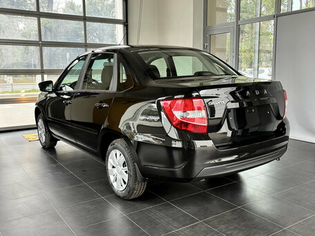 2026 Lada (ВАЗ) Granta I Рестайлинг, чёрный, 1250000 рублей, вид 4