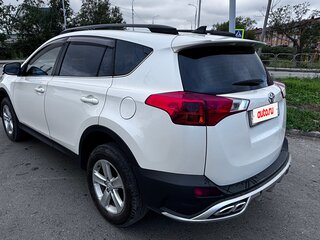 2013 Toyota RAV4 IV (XA40), белый, 1600000 рублей, вид 5