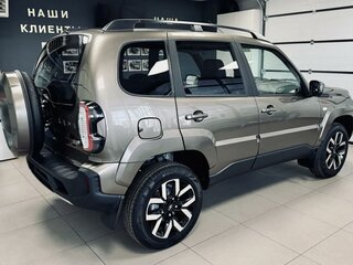2026 Lada (ВАЗ) Niva Travel I Рестайлинг, коричневый, 1809000 рублей, вид 4