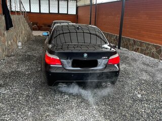2005 BMW 5 серии 525i V (E60/E61), чёрный, 1200000 рублей, вид 2