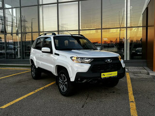 2025 Lada (ВАЗ) Niva Travel I, белый, 1370000 рублей, вид 1