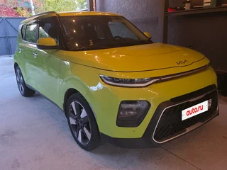 2021 Kia Soul III, зелёный, 2390000 рублей, вид 2