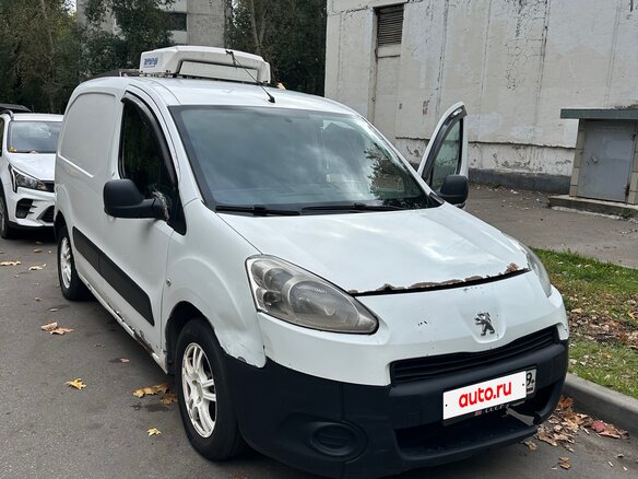 2012 Peugeot Partner, белый, 500000 рублей - вид 9
