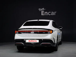 2025 Hyundai Sonata VIII (DN8) Рестайлинг, белый, 2400000 рублей, вид 2