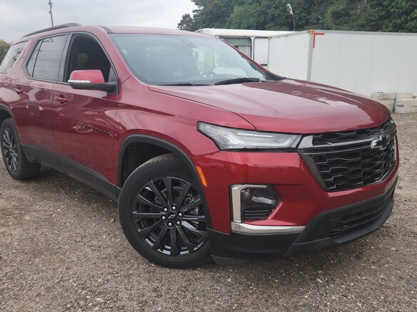 2022 Chevrolet Traverse II Рестайлинг, пурпурный, 3700000 рублей