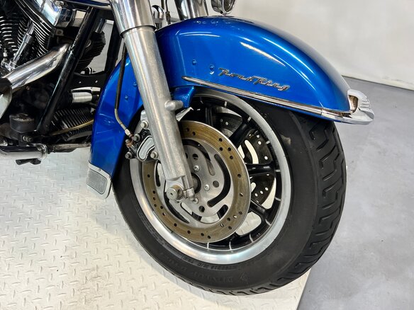 2006 Harley-Davidson Road King, синий, 510000 рублей - вид 11