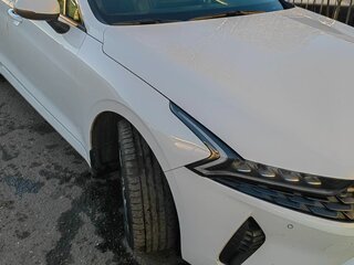 2021 Kia K5 III, белый, 2100000 рублей, вид 2