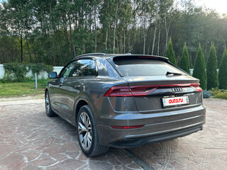 2019 Audi Q8 55 TFSI I (4M), серый, 4450000 рублей, вид 3