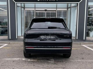 2026 Geely EX5 Гибрид EM-R, чёрный, 3829990 рублей, вид 5