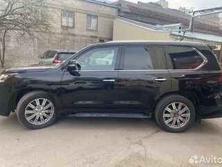 2016 Lexus LX 570 III Рестайлинг 2, чёрный, 6000000 рублей, вид 3