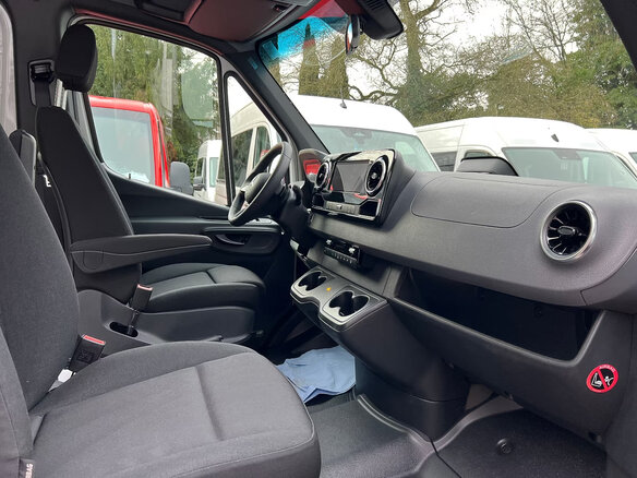 2025 Mercedes-Benz Sprinter, белый, 11800000 рублей - вид 6