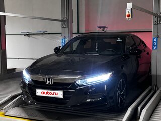 2019 Honda Accord X, чёрный, 1700000 рублей, вид 3