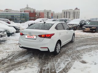 2017 Hyundai Accent V, белый, 1030000 рублей, вид 5