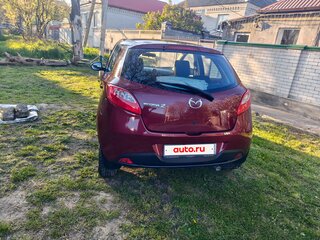 2012 Mazda 2 II Рестайлинг (DE2), красный, 930000 рублей, вид 4