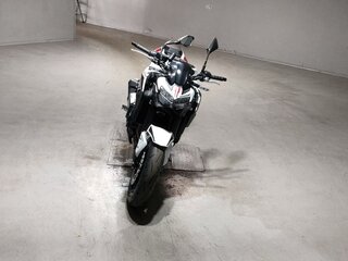 2022 Kawasaki Z 900, белый, 1026000 рублей, вид 4