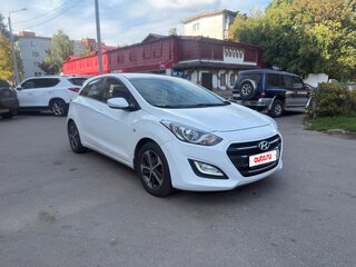 2016 Hyundai i30 II Рестайлинг, белый, 1250000 рублей, вид 3