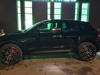 2022 Porsche Macan S I Рестайлинг 2, чёрный, 7800000 рублей, вид 5