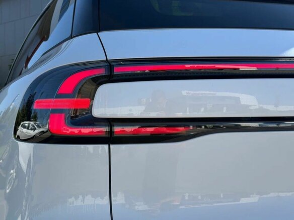 2026 Changan Qiyuan Q07 31.7 kWh, белый, 3625000 рублей - вид 12
