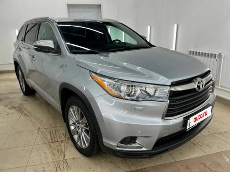 Toyota Highlander III (XU50)