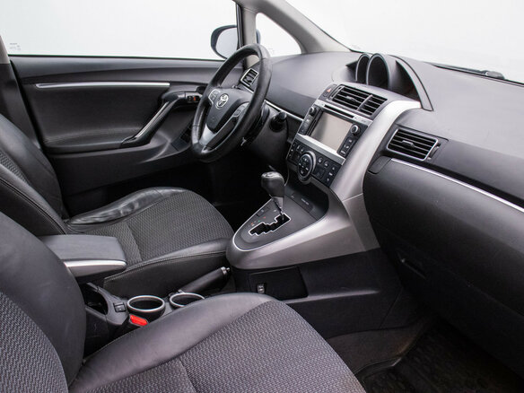2013 Toyota Verso I Рестайлинг, серый, 1128000 рублей - вид 8