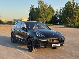 2014 Porsche Cayenne Turbo II Рестайлинг (958), чёрный, 2900000 рублей, вид 3