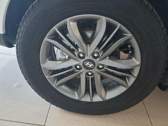 2015 Hyundai ix35 I Рестайлинг, белый, 1248000 рублей - вид 28