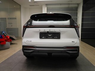 2026 Geely Atlas II, белый, 3449990 рублей, вид 5