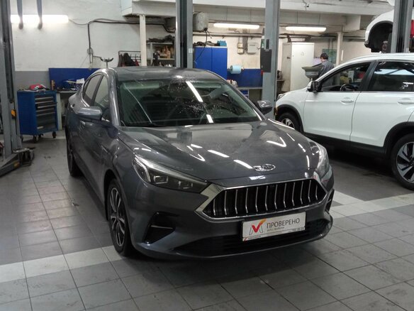 2023 JAC J7 I, серый, 1390500 рублей - вид 1