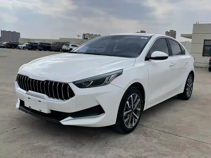 Открыть фотографии: Kia K3 II (China Market)
