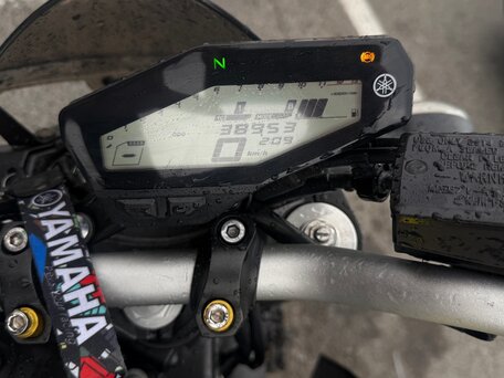 2016 Yamaha MT-09 (FZ-09), серый, 650000 рублей, вид 2