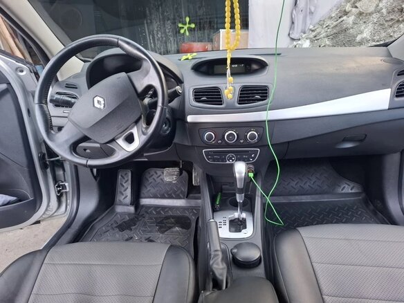 2012 Renault Fluence I, серый, 585000 рублей - вид 6