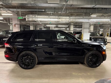 2024 Lincoln Aviator II, чёрный, 9500000 рублей, вид 3