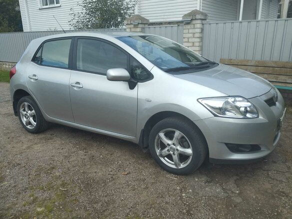 2007 Toyota Auris I, серый, 645000 рублей - вид 1