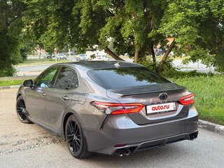 2020 Toyota Camry US Market VIII (XV70) Рестайлинг, серый, 2900000 рублей, вид 2
