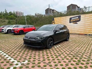 2022 Volkswagen Golf VIII, чёрный, 1750004 рублей, вид 1
