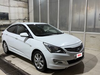 2014 Hyundai Solaris I, белый, 780000 рублей, вид 5