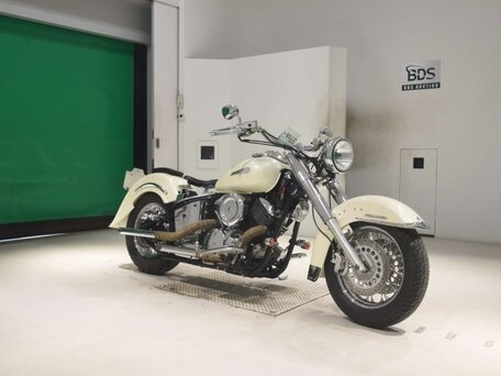 2004 Yamaha XVS1100, белый, 476000 рублей, вид 3