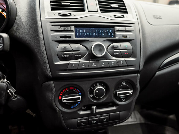 2023 Lada (ВАЗ) Granta I Рестайлинг, белый, 850000 рублей - вид 13