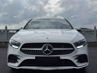 2023 Mercedes-Benz A-Класс 180 Long IV (W177) Рестайлинг, белый, 1675000 рублей, вид 2
