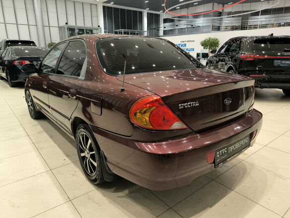 2006 Kia Spectra I Рестайлинг 2, красный, 240000 рублей - вид 6