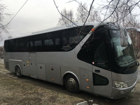 2011 Yutong ZK6129H, серебристый, 2600000 рублей, вид 3