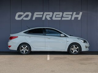 2015 Hyundai Solaris I Рестайлинг, белый, 830000 рублей, вид 5