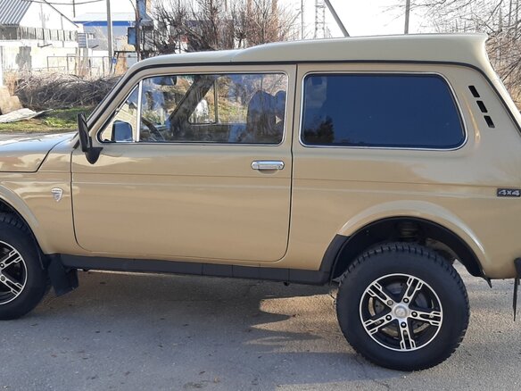 1999 Lada (ВАЗ) 2121 (4x4) Фора I Рестайлинг, бежевый, 650000 рублей - вид 14