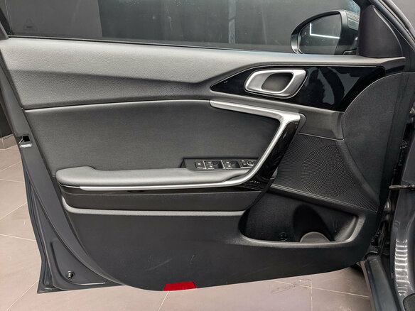2020 Kia Ceed III, серый, 2190000 рублей - вид 18