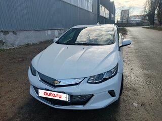 2016 Chevrolet Volt II, белый, 1950000 рублей, вид 1