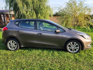 2013 Kia Ceed II, коричневый, 990000 рублей, вид 4