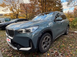 2024 BMW X1 20i xDrive III (U11/U12), серый, 5500000 рублей, вид 3