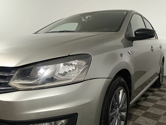 2020 Volkswagen Polo V Рестайлинг, серый, 1040000 рублей - вид 19