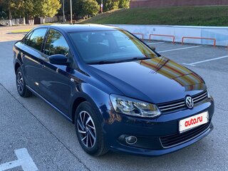 2015 Volkswagen Polo V, синий, 780000 рублей, вид 4