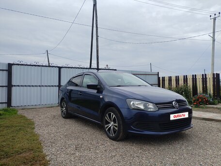 2014 Volkswagen Polo V, синий, 850000 рублей, вид 5